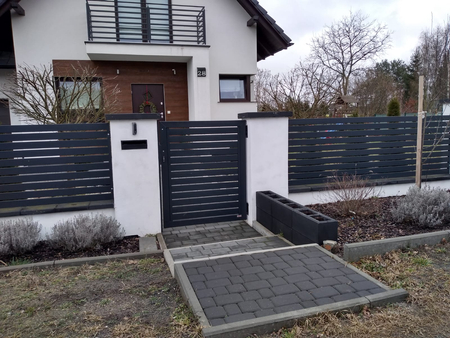 Brama przesuwna Palisada+