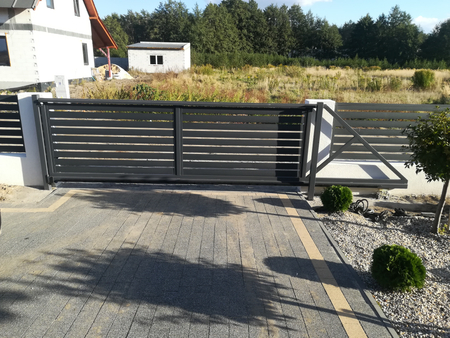 Palisade Schiebetür