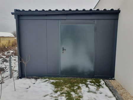 Pomieszczenie gospodarcze typu PIR