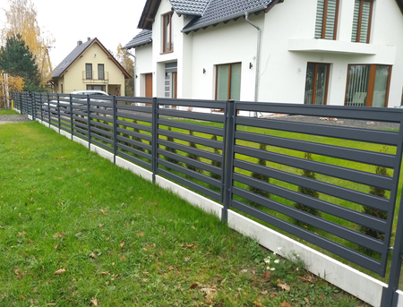 Posuvná brána Palisade Standard