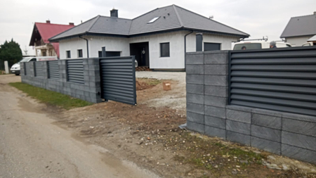 Brama przesuwna Żaluzja